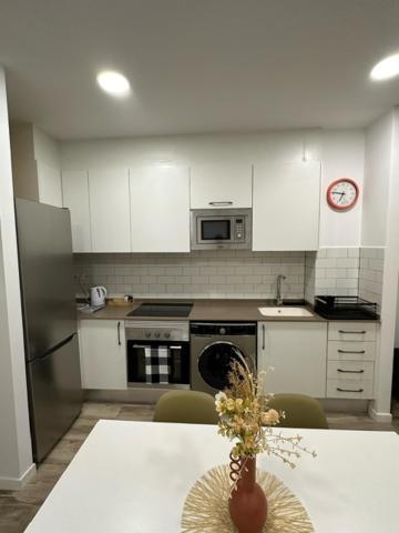 Apartamentos 1240 Benlloch Valencia Bagian luar foto