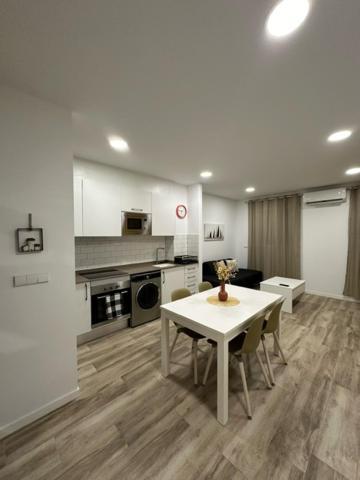 Apartamentos 1240 Benlloch Valencia Bagian luar foto
